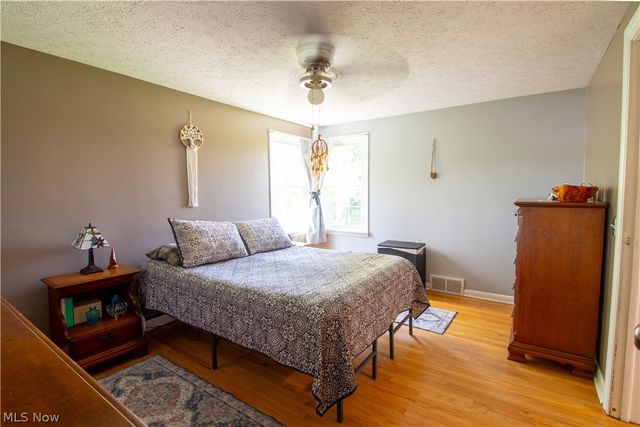 10381 Portage Street NW, Canal Fulton, OH 44614