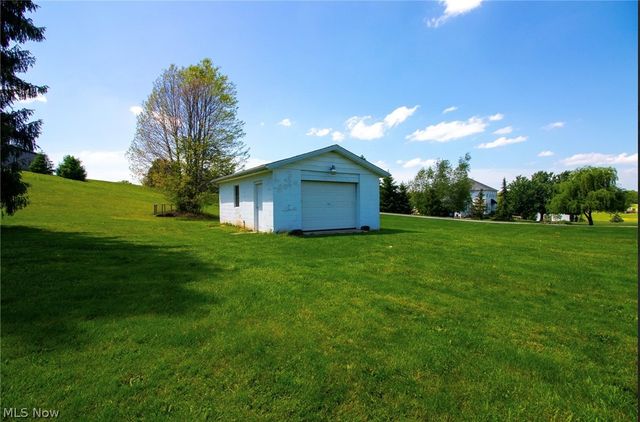 10381 Portage Street NW, Canal Fulton, OH 44614