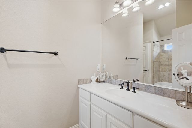 199 Deer Creek Drive, Aledo, TX 76008