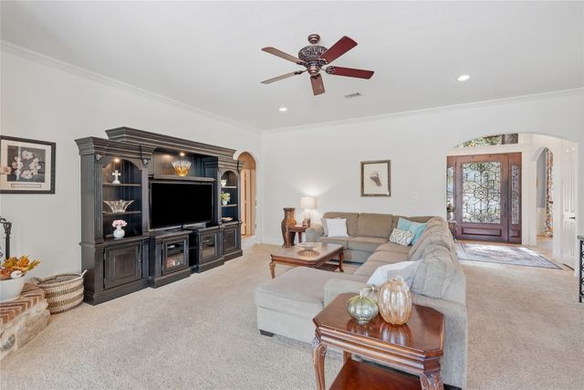 199 Deer Creek Drive, Aledo, TX 76008