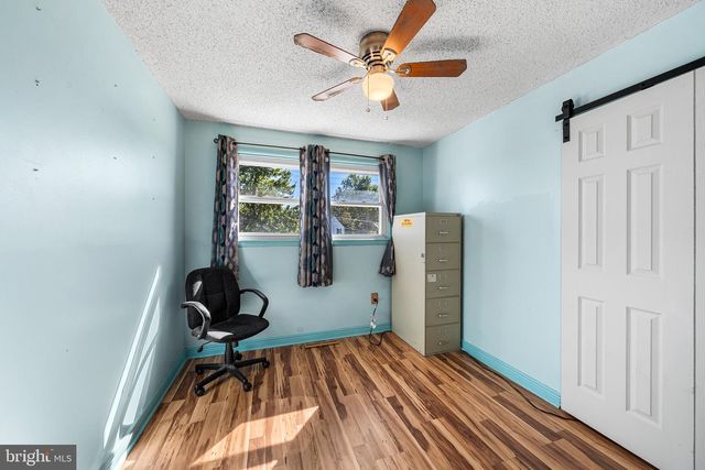 1 RONDON AVE, Berlin, NJ 08009