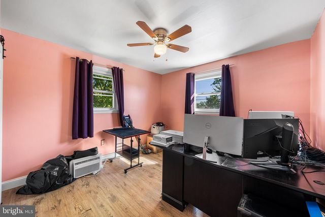 1 RONDON AVE, Berlin, NJ 08009
