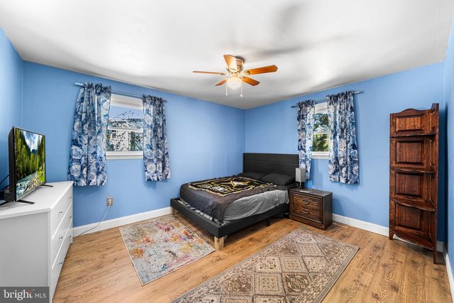 1 RONDON AVE, Berlin, NJ 08009