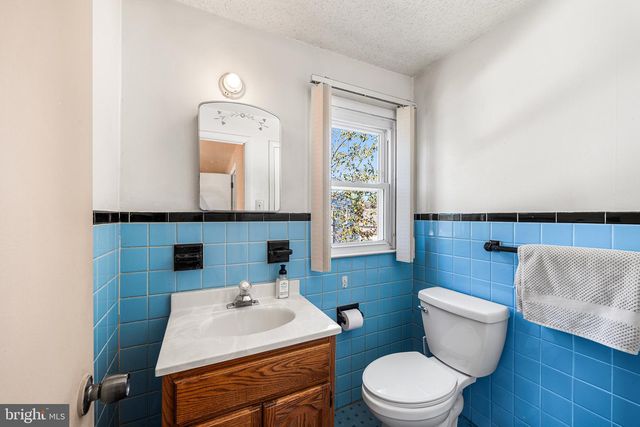 1 RONDON AVE, Berlin, NJ 08009