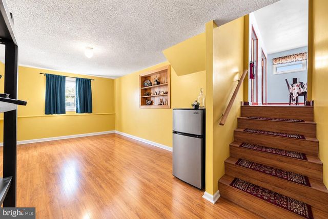 1 RONDON AVE, Berlin, NJ 08009