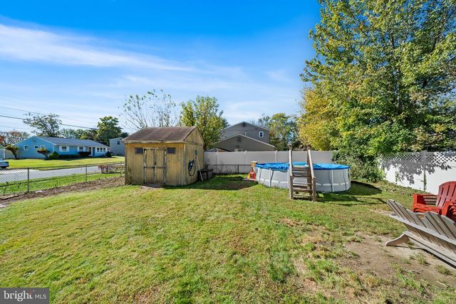 1 RONDON AVE, Berlin, NJ 08009
