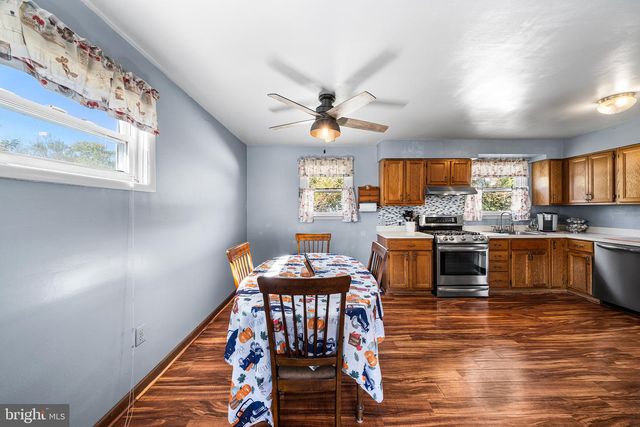1 RONDON AVE, Berlin, NJ 08009