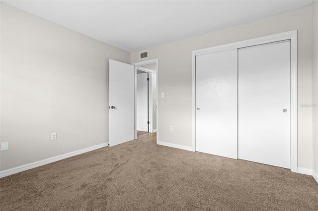 350 79TH AVENUE N 134, St Petersburg, FL 33702
