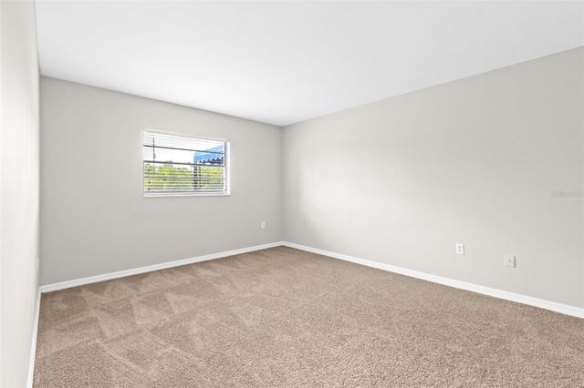 350 79TH AVENUE N 134, St Petersburg, FL 33702