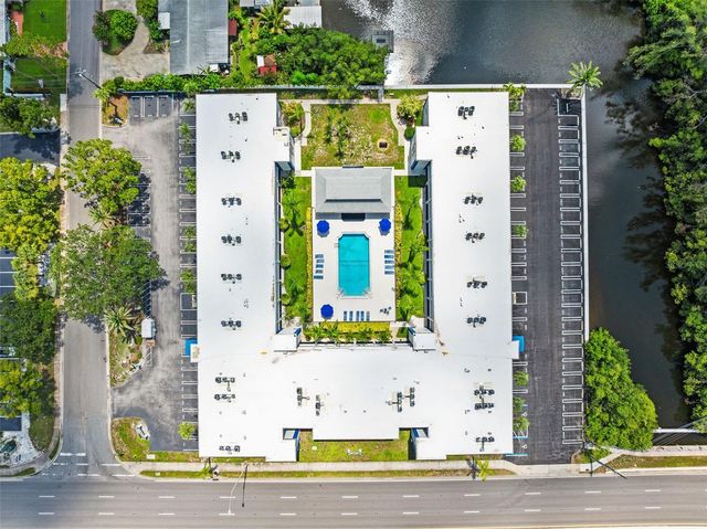 350 79TH AVENUE N 134, St Petersburg, FL 33702