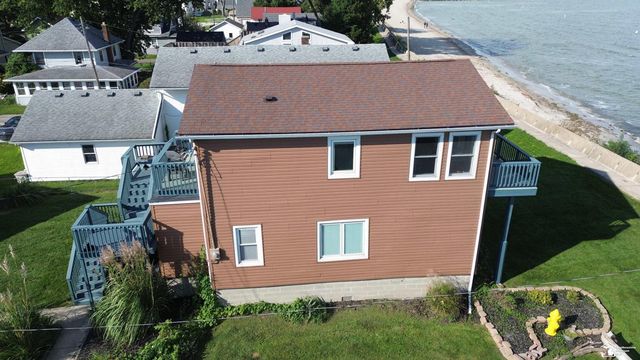 4358 10th Street, Luna Pier, MI 48157