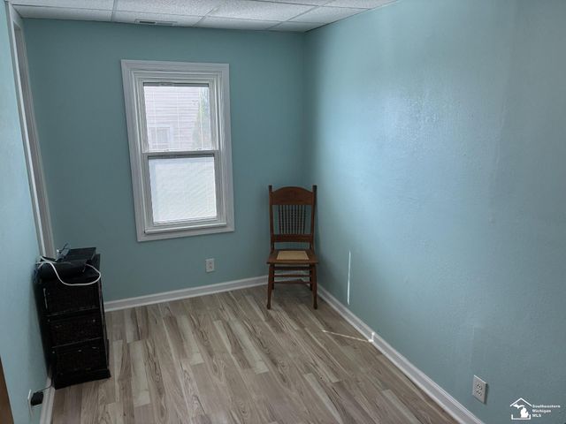 4358 10th Street, Luna Pier, MI 48157