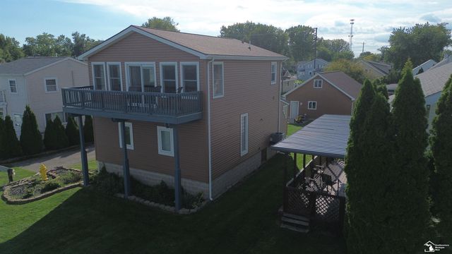 4358 10th Street, Luna Pier, MI 48157