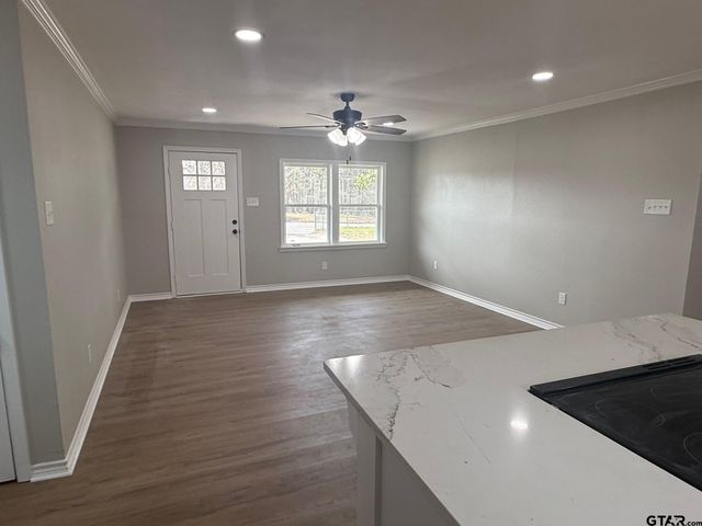 11447 E HWY 64 E, Tyler, TX 75707