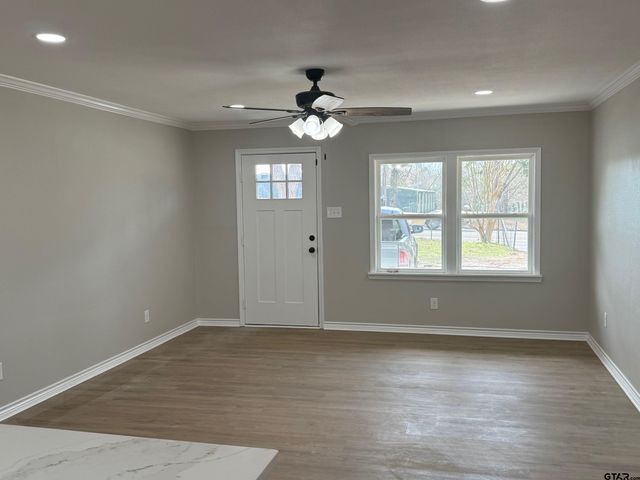 11447 E HWY 64 E, Tyler, TX 75707