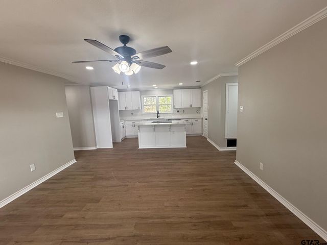 11447 E HWY 64 E, Tyler, TX 75707