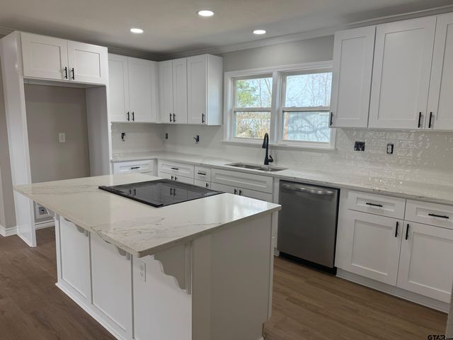 11447 E HWY 64 E, Tyler, TX 75707