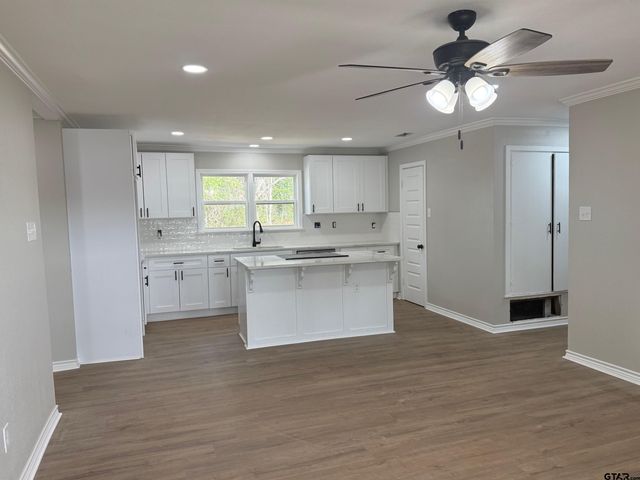 11447 E HWY 64 E, Tyler, TX 75707