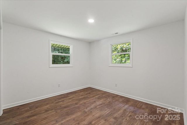 704 W Border Street, Dallas, NC 28034
