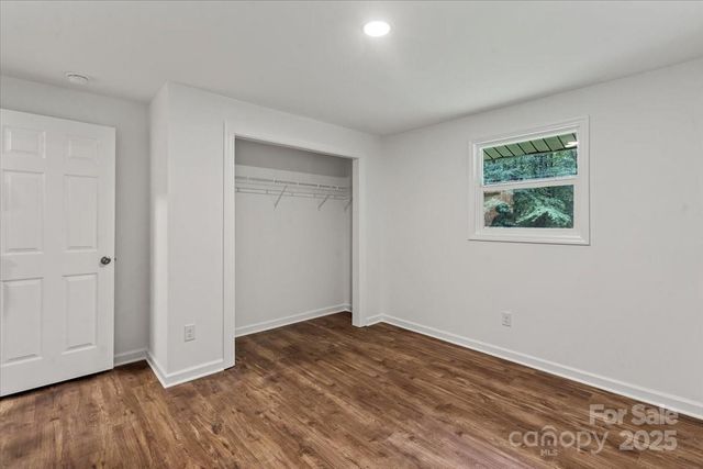 704 W Border Street, Dallas, NC 28034