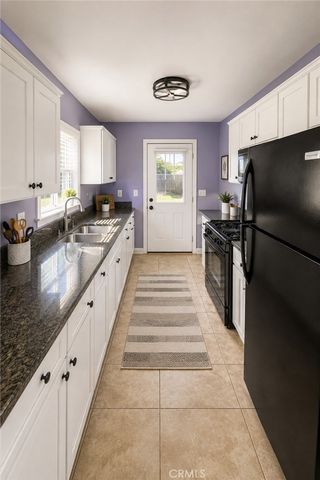 800 N Hobart, Los Angeles, CA 90029