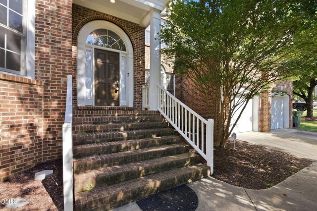 608 Oxboro Circle, Durham, NC 27713