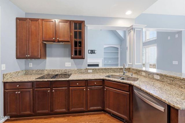 608 Oxboro Circle, Durham, NC 27713