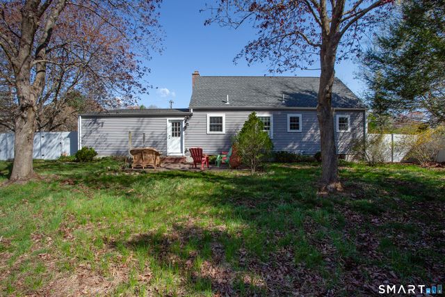 172 Weymouth Road, Enfield, CT 06082