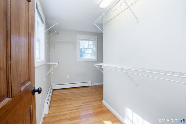 172 Weymouth Road, Enfield, CT 06082