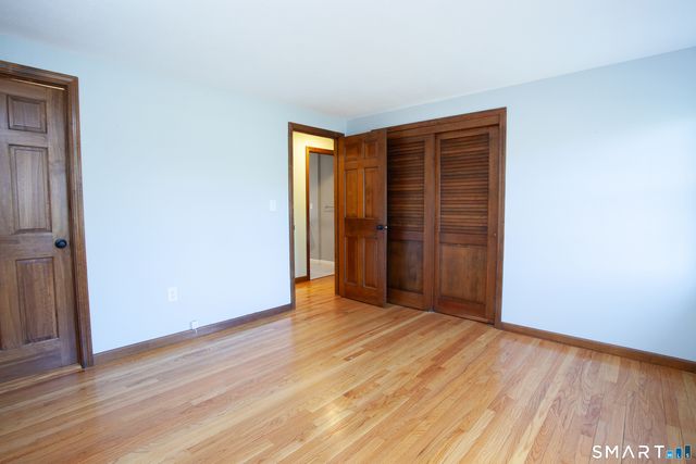 172 Weymouth Road, Enfield, CT 06082