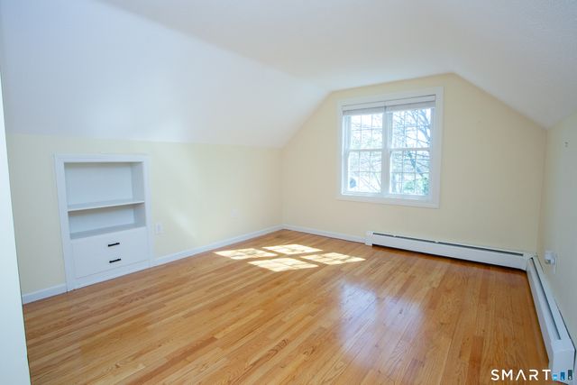 172 Weymouth Road, Enfield, CT 06082