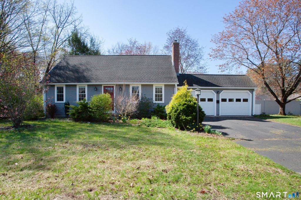 172 Weymouth Road, Enfield, CT 06082
