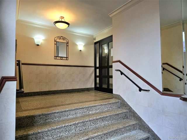 138-18 28th Road 2F, Flushing, NY 11354