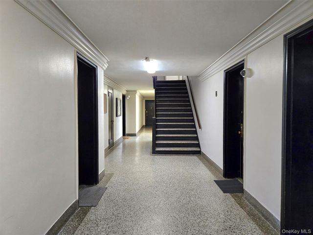 138-18 28th Road 2F, Flushing, NY 11354