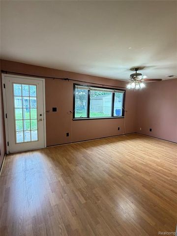 6544 Sturbridge Lane, Canton, MI 48187