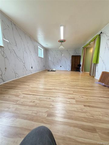 6544 Sturbridge Lane, Canton, MI 48187