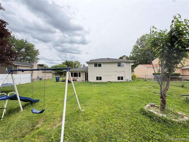 6544 Sturbridge Lane, Canton, MI 48187