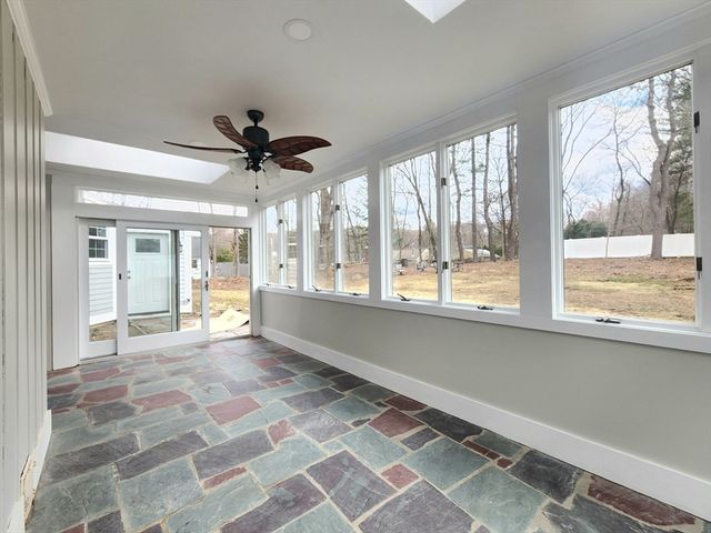 226 W Main St, Westborough, MA 01581