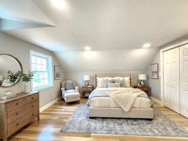 226 W Main St, Westborough, MA 01581