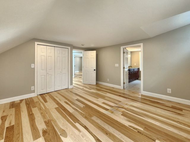 226 W Main St, Westborough, MA 01581