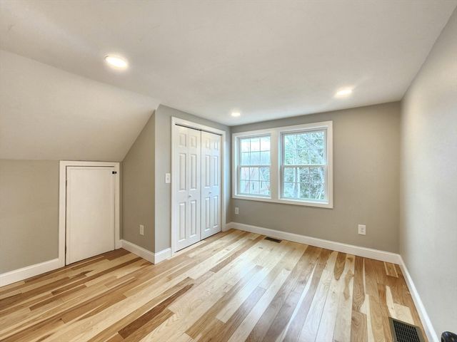 226 W Main St, Westborough, MA 01581