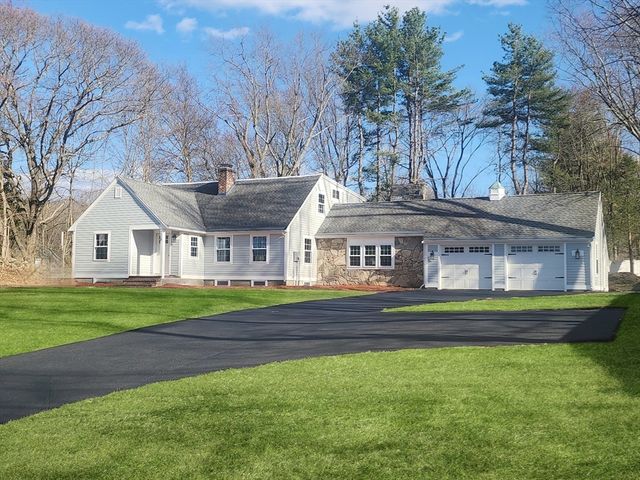 226 W Main St, Westborough, MA 01581