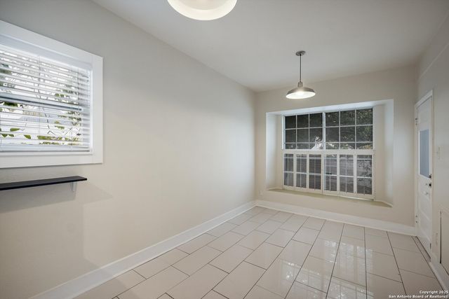 121 W Woodlawn Ave Unit 2, San Antonio, TX 78212