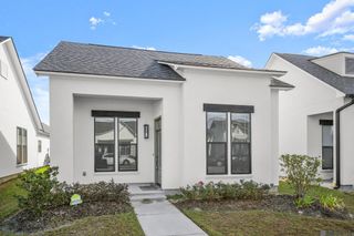 10127 Grayton Dr, Baton Rouge, LA 70818