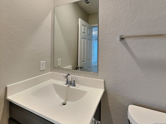 10355 Dunlap, San Antonio, TX 78252