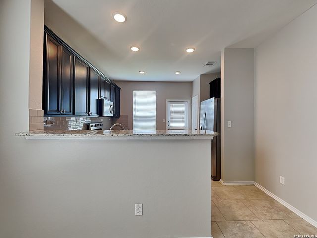 10355 Dunlap, San Antonio, TX 78252