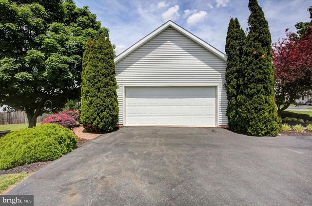 13418 WELLSPRING DR, Hagerstown, MD 21740