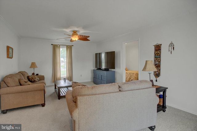13418 WELLSPRING DR, Hagerstown, MD 21740