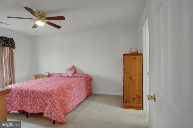 13418 WELLSPRING DR, Hagerstown, MD 21740