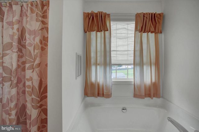 13418 WELLSPRING DR, Hagerstown, MD 21740